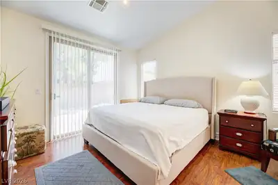 138 Cooks Creek Court Bedroom