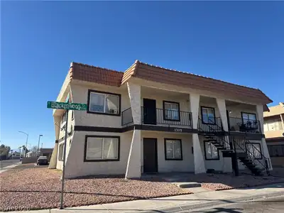 1705 Breckenwood Court, Las Vegas, NV 89115 Front of Structure