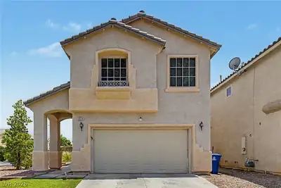 5924 Moondance Court, Henderson, NV 89011 Front of Structure