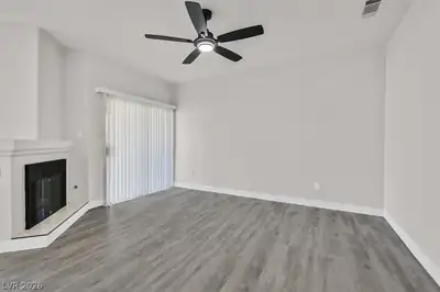 9000 Las Vegas Boulevard 2073 Living Room