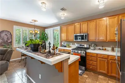 328 Autumn Palace Court, Las Vegas, NV 89144 Kitchen