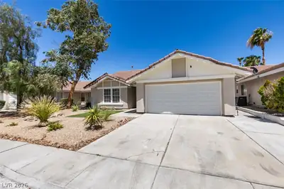 272 Grand Teton Drive, Henderson, NV 89074 Front of Structure