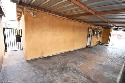 2212 Wengert Avenue, Las Vegas, NV 89104 Patio