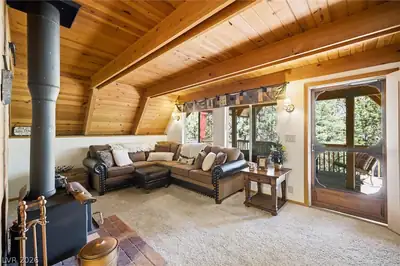 2121 South Via Mater Misercordia Street Living Room