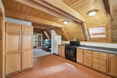 2121 South Via Mater Misercordia Street Kitchen