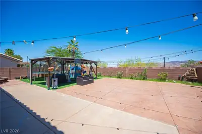 822 Grape Vine Avenue, Henderson, NV 89002 Yard