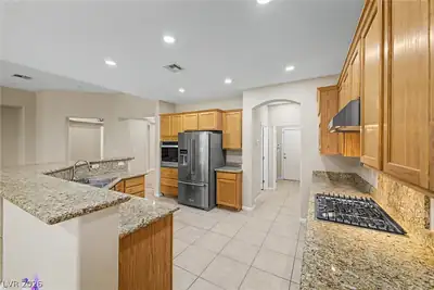 8274 Cupertino Heights Way, Las Vegas, NV 89178 Kitchen