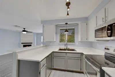 6869 Tamarus Street 202 Kitchen