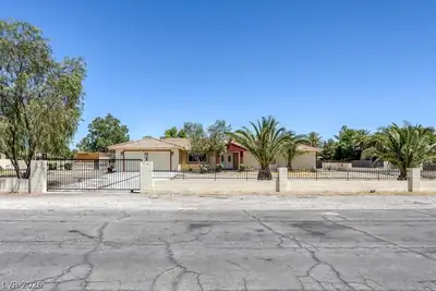 90 East Levi Avenue, Las Vegas