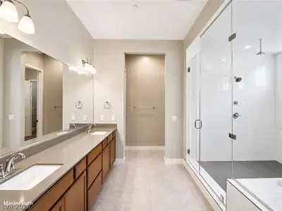 9930 Justin Earl Avenue, Las Vegas, NV 89149 Primary Bathroom