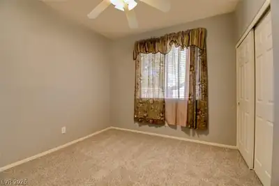 5423 Basset Hound Avenue Bedroom