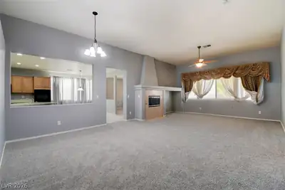 5423 Basset Hound Avenue Living Room