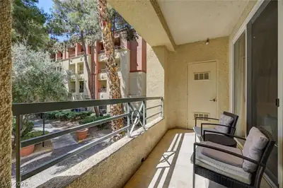 230 East Flamingo Road 106 Patio
