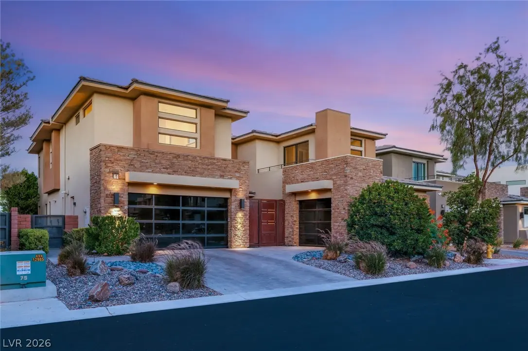 64 Grey Feather Drive, Las Vegas, NV 89135