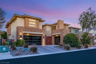 64 Grey Feather Drive Las Vegas, NV 89135
