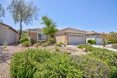 2568 Solera Sky Drive Front of Structure