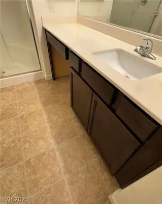 1892 Via Del Rey Court, Las Vegas, NV 89115 Bathroom