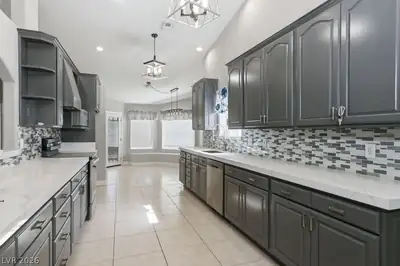4465 North Campbell Road Kitchen