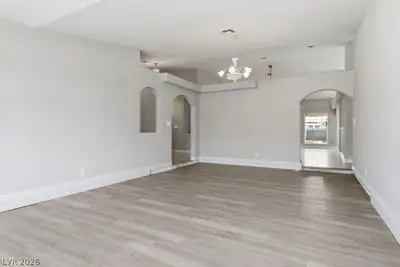 4465 North Campbell Road Living Room