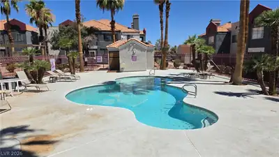 8600 CHARLESTON Boulevard 2124 Pool