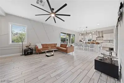 367 Pollino Peaks Street, Las Vegas, NV 89138 Living Room