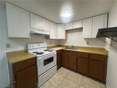 4707 Cessna Avenue 2 Kitchen