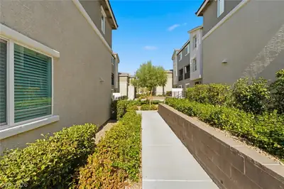 2845 Copper Wind Lane 5 Yard