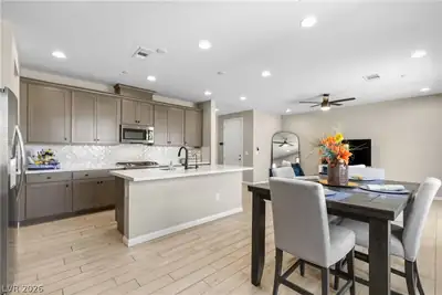 9452 Lunar Ray Street, Las Vegas, NV 89143 Kitchen
