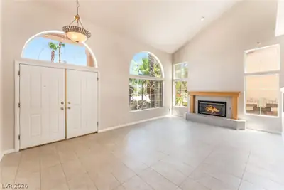 3617 Carol Lark Court, Las Vegas, NV 89129 Living Room