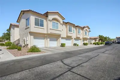 4941 Black Bear Road 202 Las Vegas, NV 89149