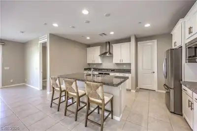 8580 Scalpay Street, Las Vegas, NV 89166 Kitchen