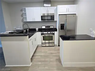 4525 Dean Martin Drive 503 Kitchen