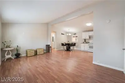 1943 Quintearo, Las Vegas, NV 89115 Living Room
