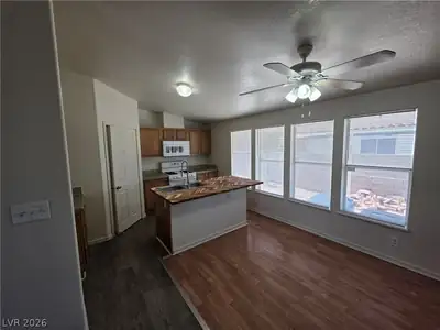 3560 Estes Park Drive Kitchen