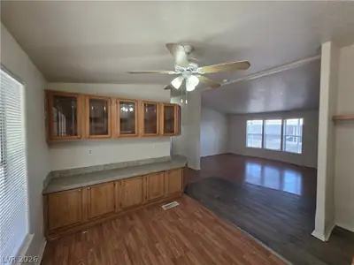 3560 Estes Park Drive Dining Area
