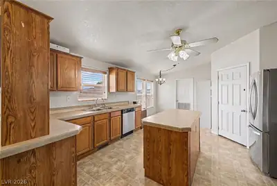 350 East Stagecoach Road 