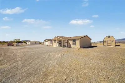350 East Stagecoach Road 