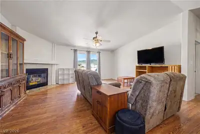 350 East Stagecoach Road 