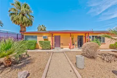 220 North 10th Street 7, Las Vegas