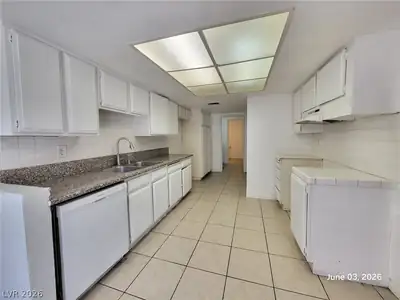 4456 Buena Vista Drive Kitchen