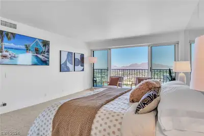 3111 Bel Air Drive 18B Bedroom