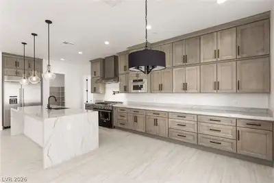3423 Spanish Winds Court Kitchen