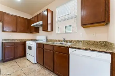 7388 Cobbhan Drive, Las Vegas, NV 89179 Kitchen