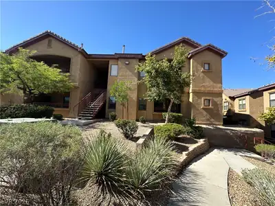 8250 North Grand Canyon Drive 2045, Las Vegas