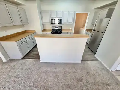 8250 North Grand Canyon Drive 2045 Kitchen