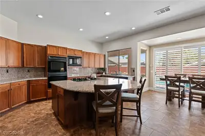 212 Cliff Valley Drive 