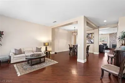 212 Cliff Valley Drive 