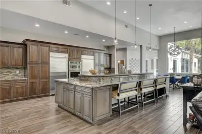7417 Doe Avenue, Las Vegas, NV 89117 Kitchen