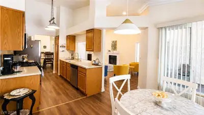 5213 Orchard Hills Avenue 1 Kitchen