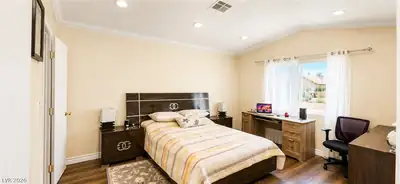5213 Orchard Hills Avenue 1 Bedroom